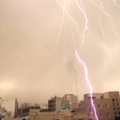 طوفان شن و صاعقه در سبزوار