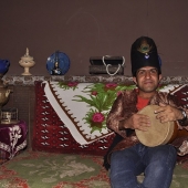 عکس هایی از مجتبی علیزاده هنرمند تئاتر سبزوار در آتلیه سنتی «درباغ»