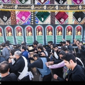 آیین نخل گردانی در روستای مزینان داورزن (عاشورای 95)