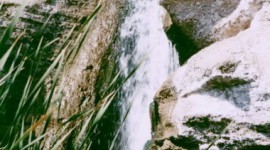 

آبشار نورآباد از نمای نزدیک